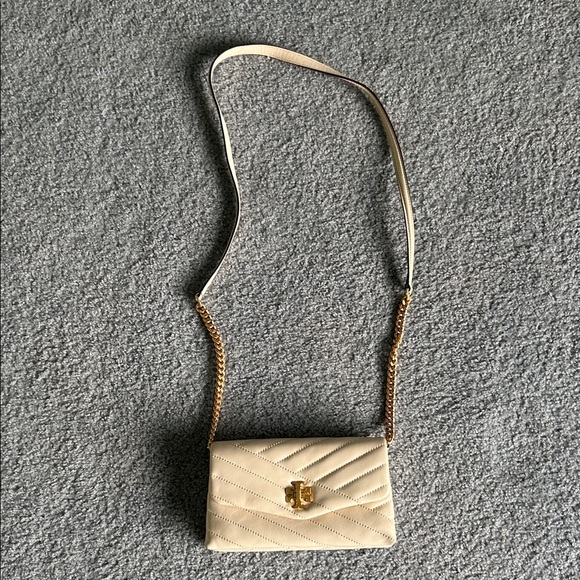 Tory Burch Cream Quilted Crossbody Bag - Picture 1 of 5